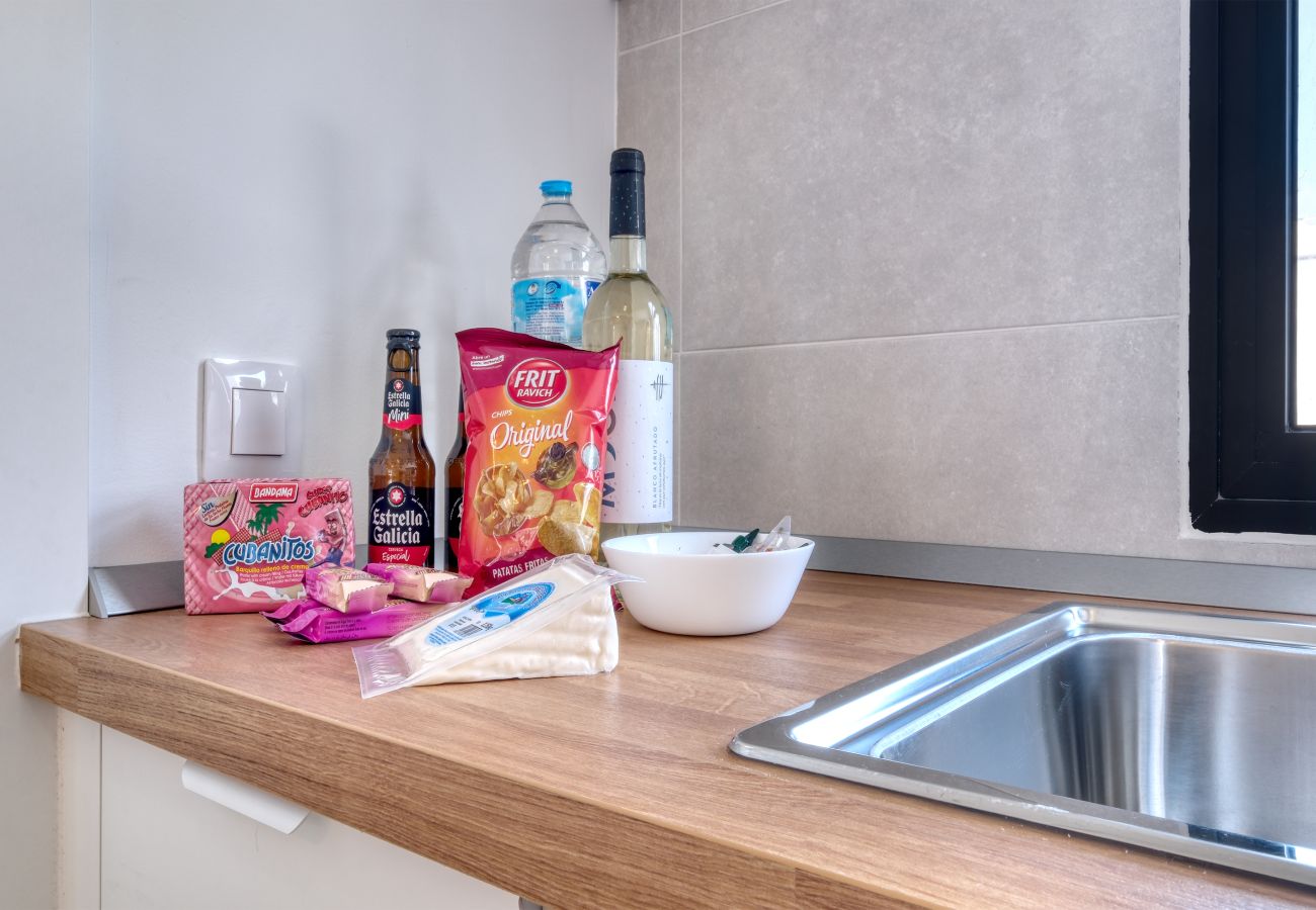 Ferienhaus in Puerto del Carmen - Casa Ondina - Pool und Meerblick By LVH