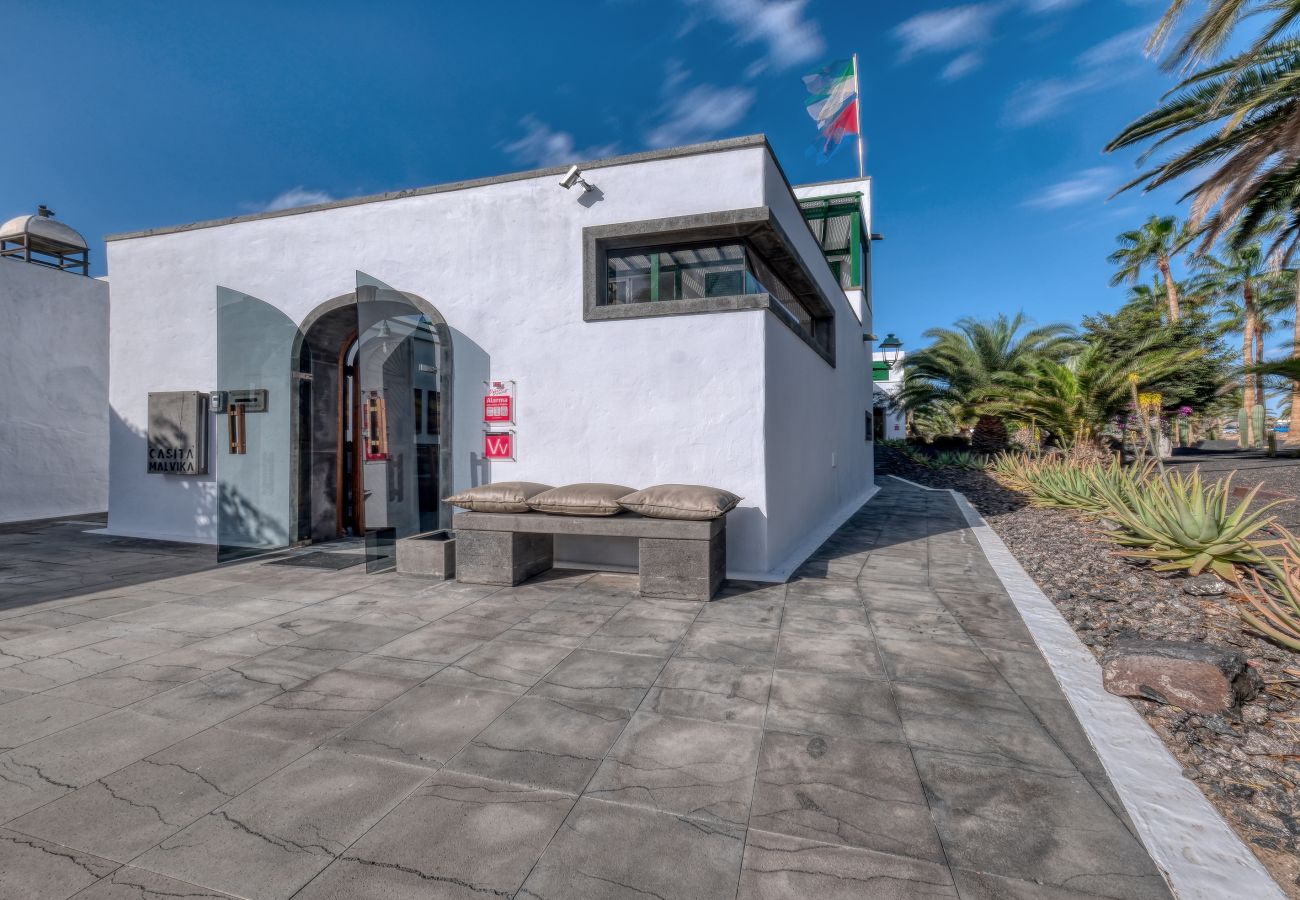 Ferienhaus in Costa Teguise - Casita Malvika – Luxus und Meerblick By LVH