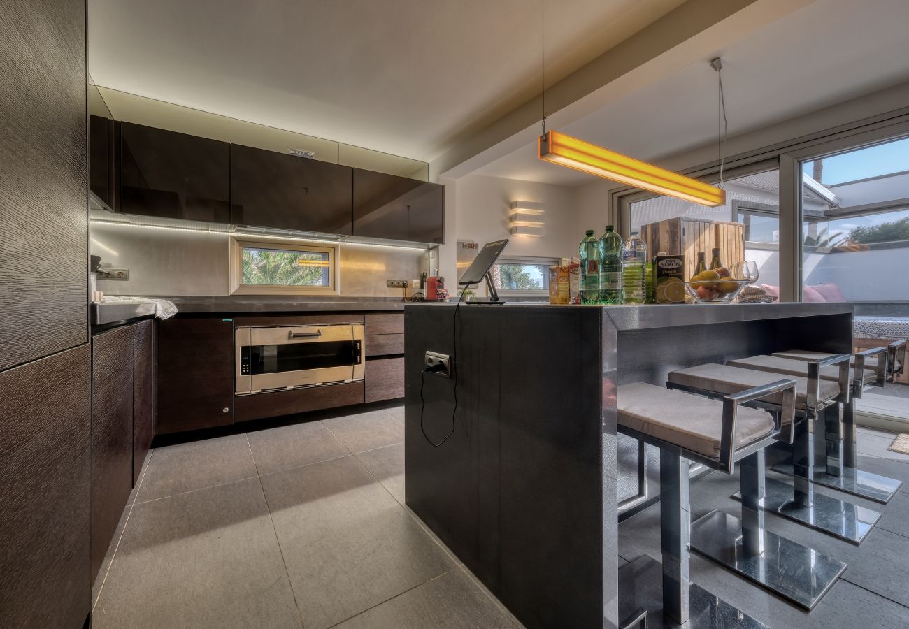 Ferienhaus in Costa Teguise - Casita Malvika – Luxus und Meerblick By LVH