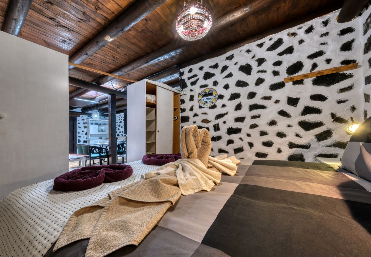 Ferienwohnung in San Bartolome - Casa El Islote - Apartamento 2 Bajo By LVH