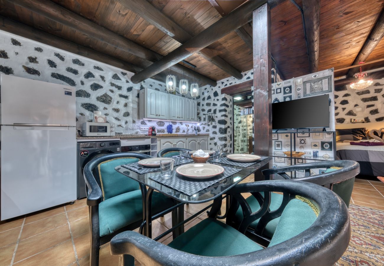 Ferienwohnung in San Bartolome - Casa El Islote - Apartamento 2 Bajo By LVH