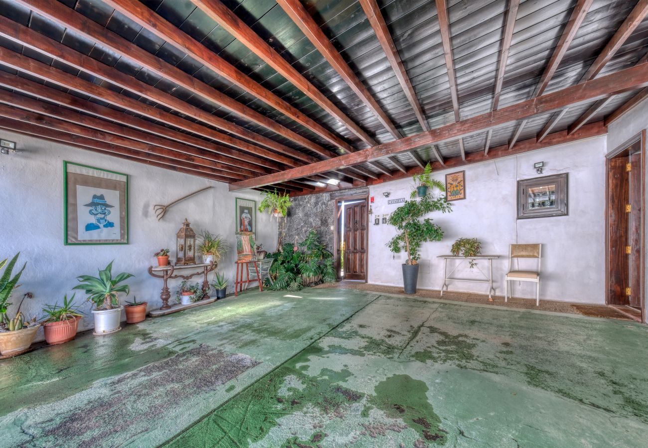 Ferienwohnung in San Bartolome - Casa El Islote - Apartamento 2 Bajo By LVH