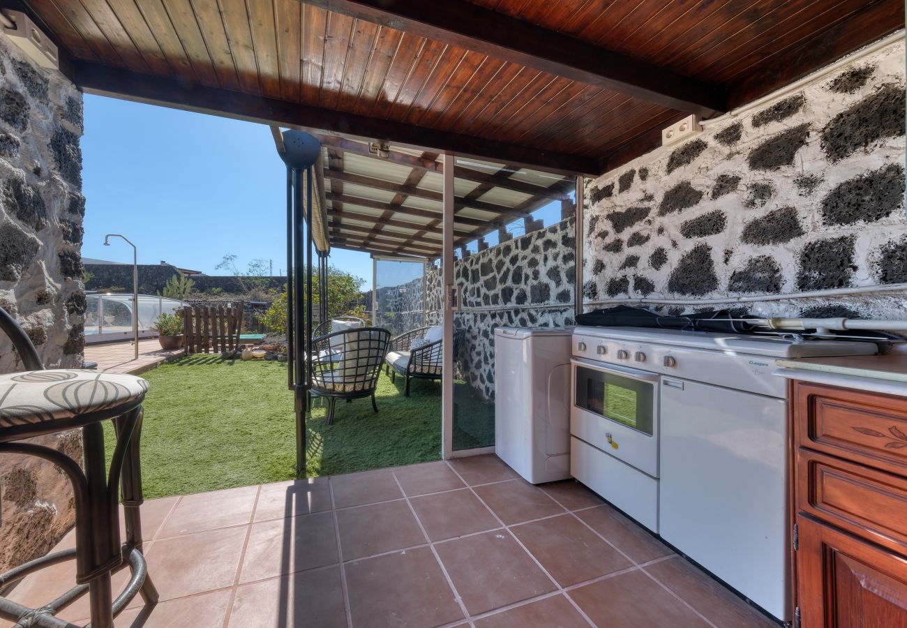 Ferienwohnung in San Bartolome - Casa El Islote - Apartamento 2 Bajo By LVH