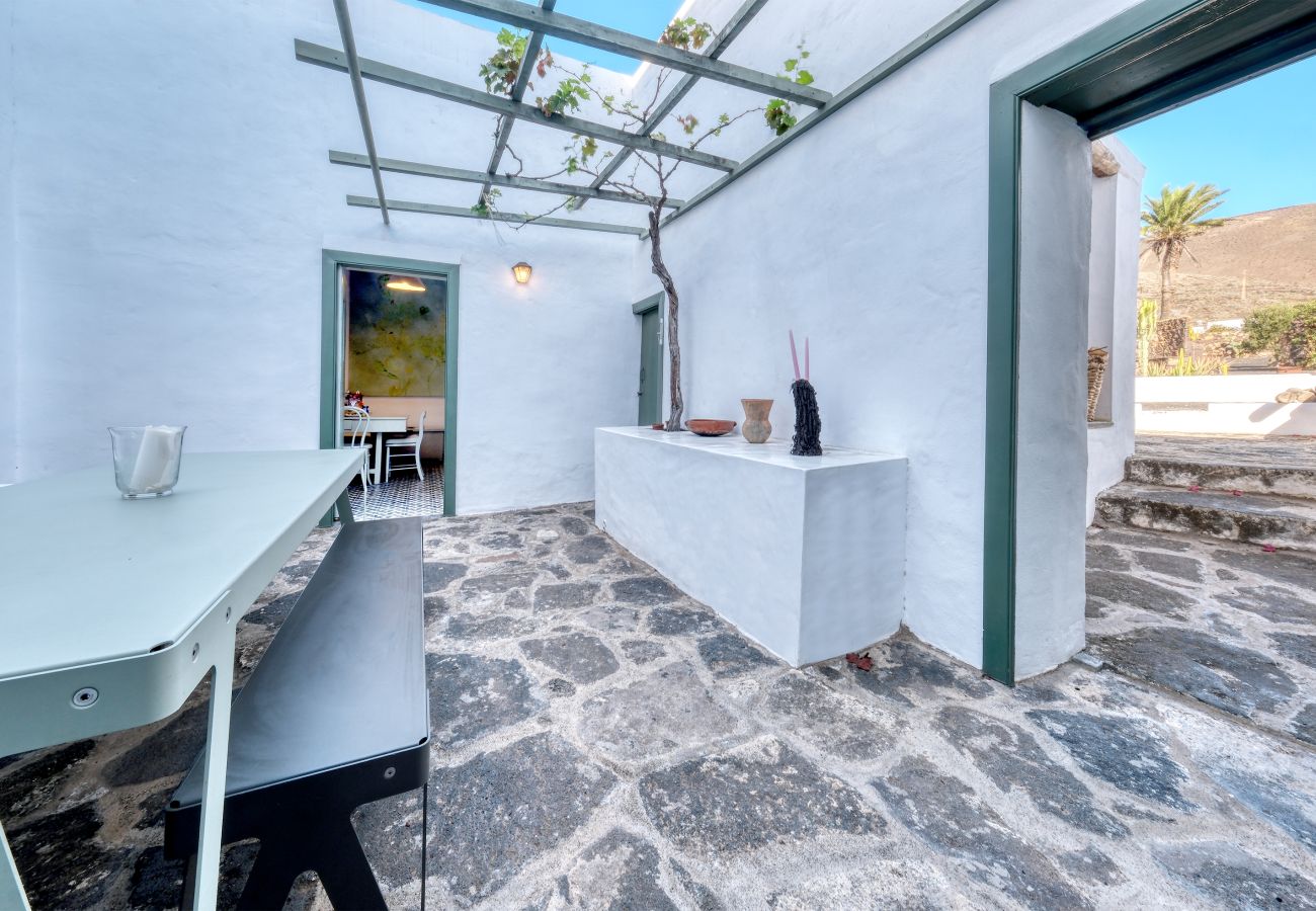 Ferienhaus in Haría - Casa Amaris - Ausgezeichnetes Kanarisches Haus By LVH