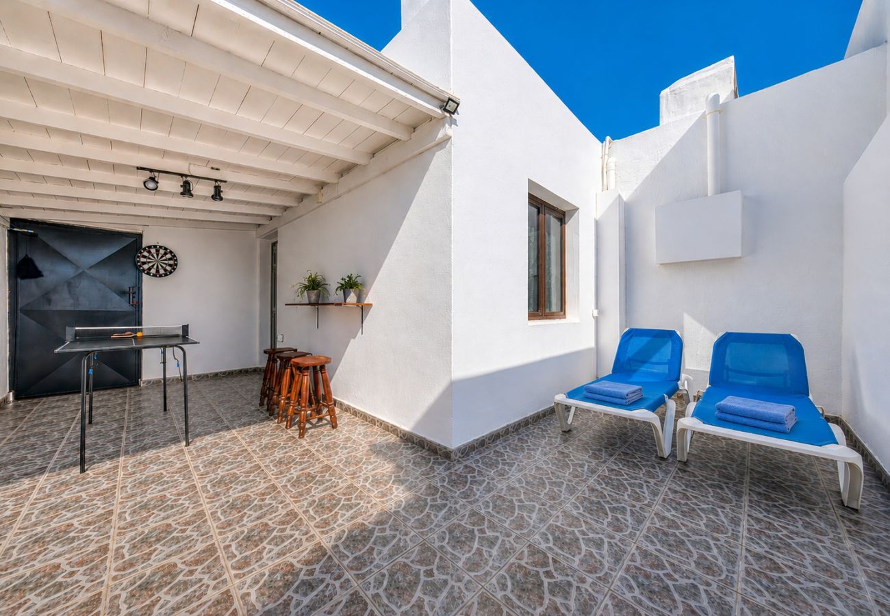 Ferienhaus in La Santa - Casita Luisa • Ping pong • BBQ • Beach 300M • LVH