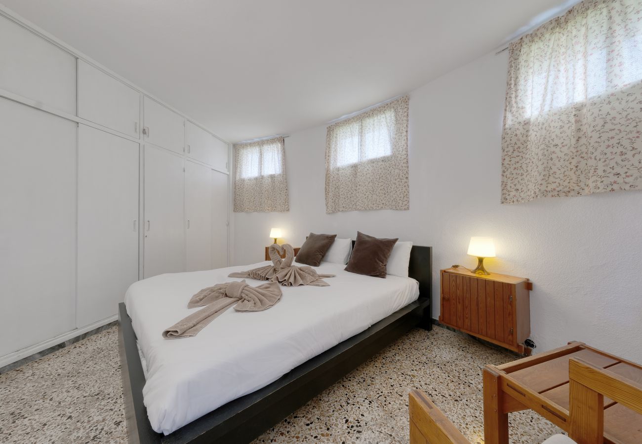 Ferienhaus in  Famara - Atlántico Famara 124 • Ocean views • Beach 2 min • LVH