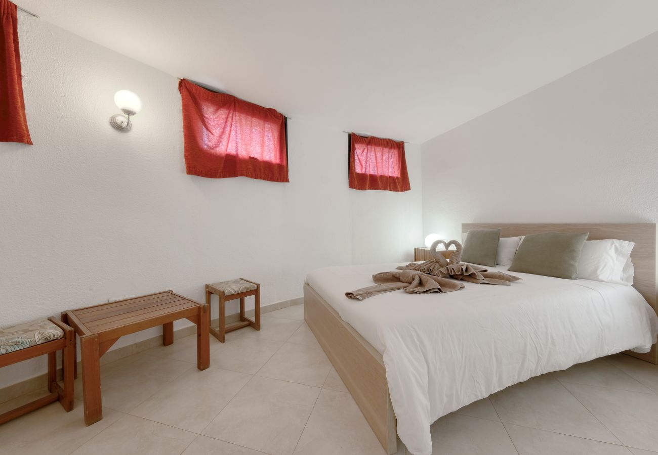 Ferienhaus in  Famara - Famara Mar 122 • Ocean views • Beach 2 min • LVH