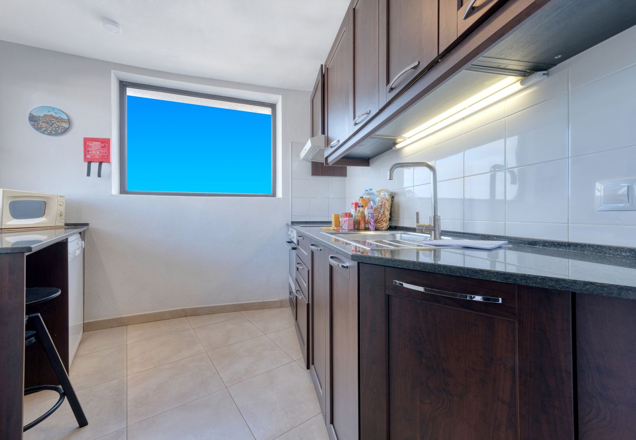 Ferienhaus in  Famara - Famara Mar 122 • Ocean views • Beach 2 min • LVH