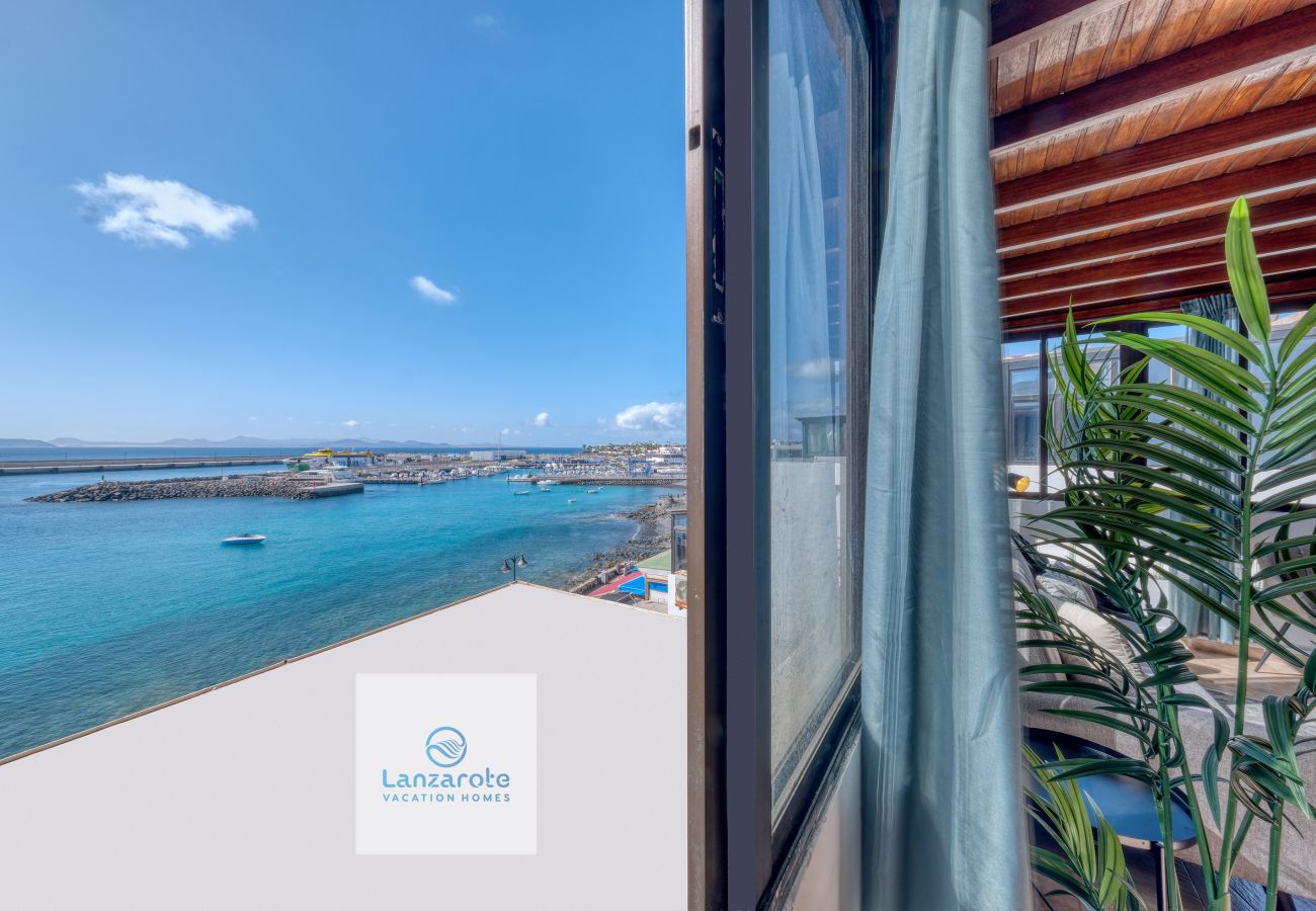 Ferienwohnung in Playa Blanca - Casa Bonica • Ocean Views • Beach 2 min • LVH