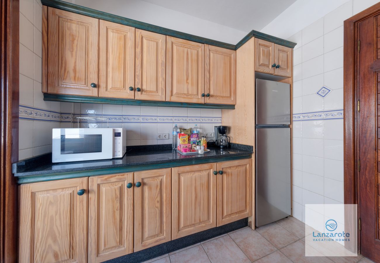 Ferienwohnung in Playa Blanca - Casa Bonica • Ocean Views • Beach 2 min • LVH