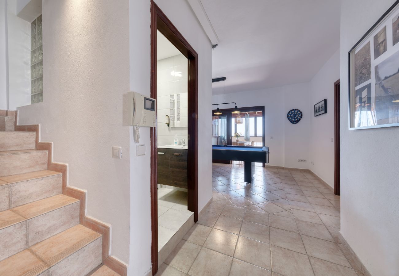 Ferienwohnung in Playa Blanca - Casa Bonica • Ocean Views • Beach 2 min • LVH