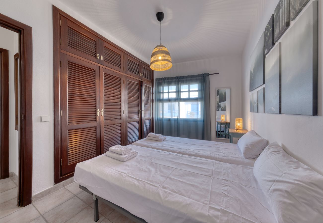 Ferienwohnung in Playa Blanca - Casa Bonica • Ocean Views • Beach 2 min • LVH