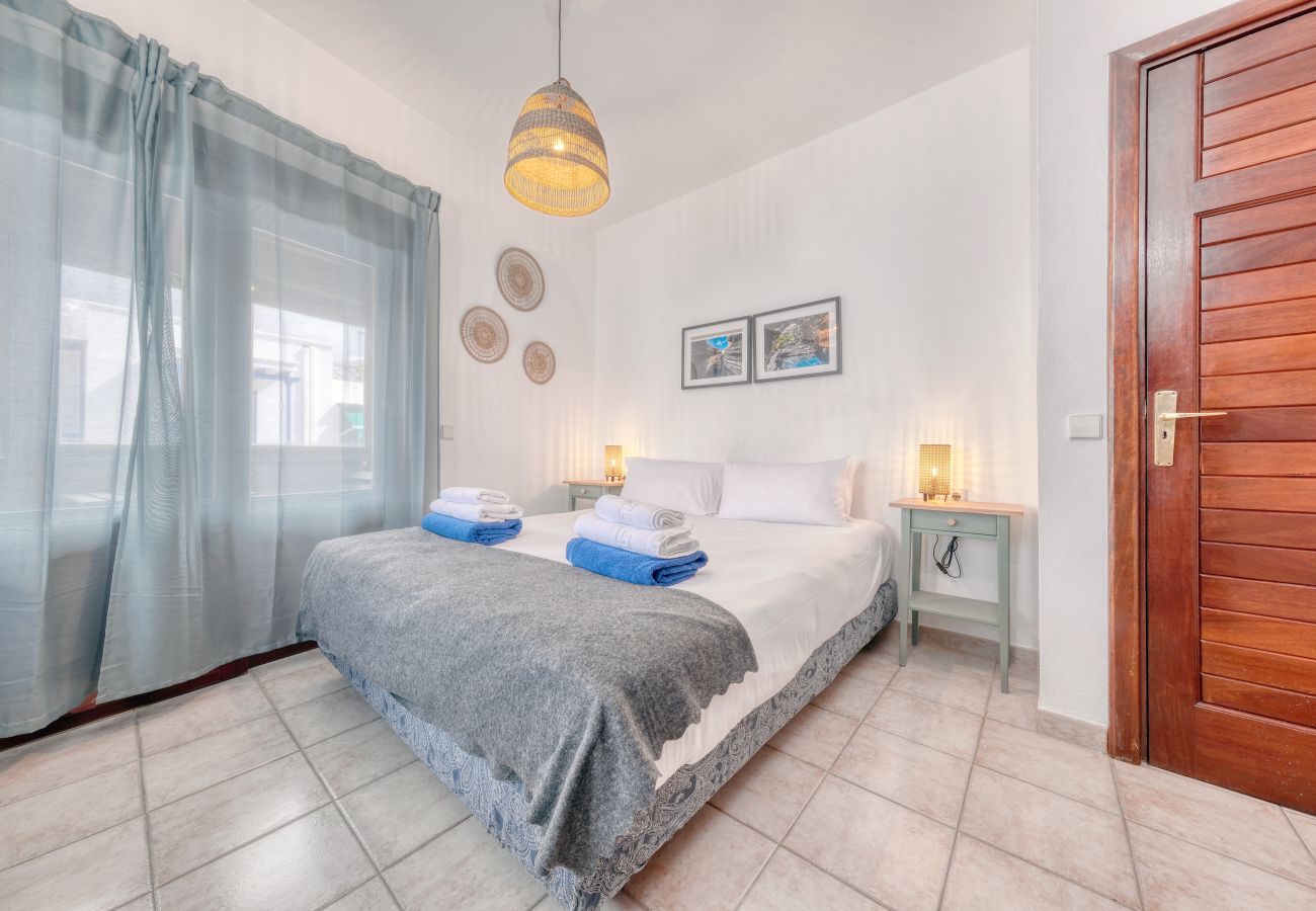 Ferienwohnung in Playa Blanca - Casa Bonica • Ocean Views • Beach 2 min • LVH
