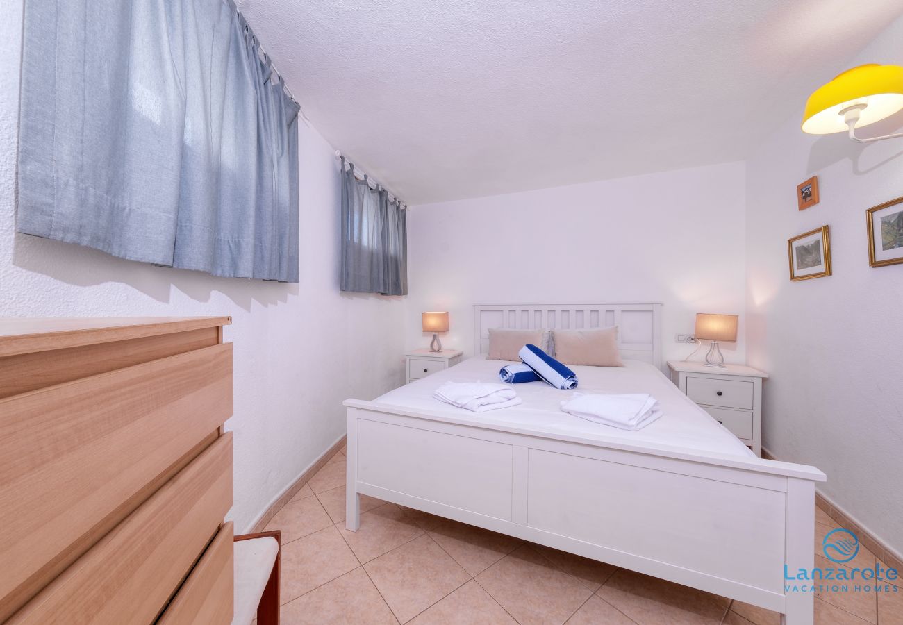 Ferienhaus in  Famara - Casa Buenavista 127- Pool- Sea View- LVH