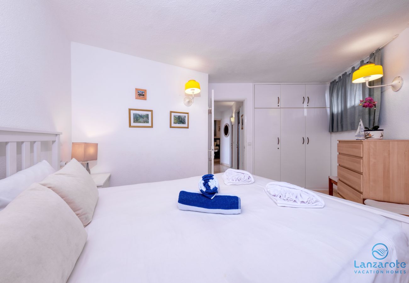 Ferienhaus in  Famara - Casa Buenavista 127- Pool- Sea View- LVH