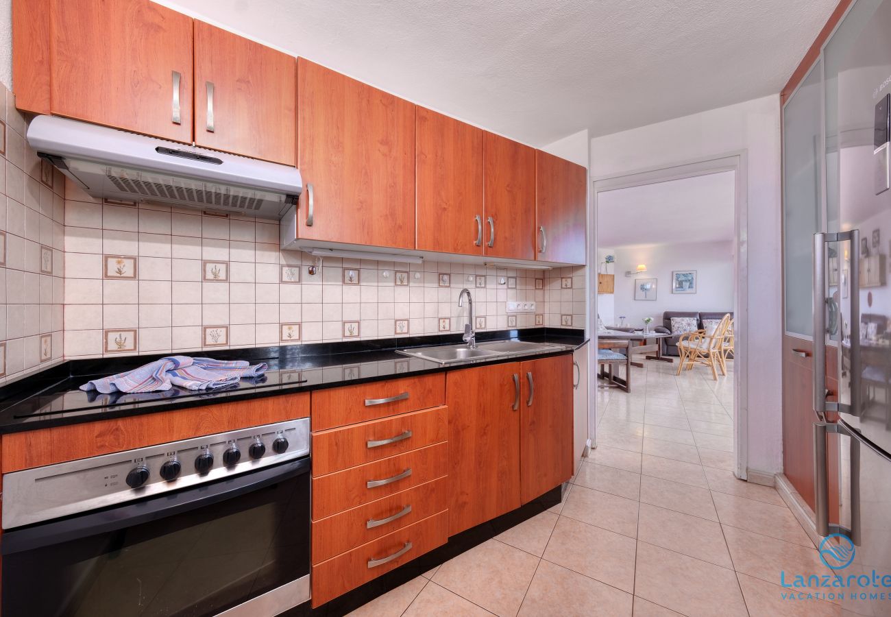 Ferienhaus in  Famara - Casa Buenavista 127- Pool- Sea View- LVH