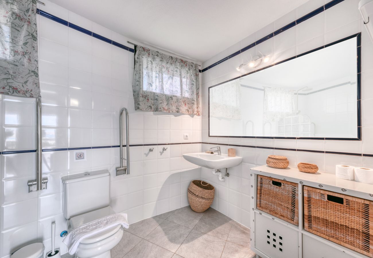 Ferienwohnung in  Famara - Canary Soul • Ocean views • Playa a 2 min • LVH