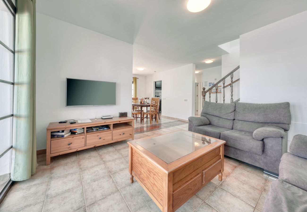 Ferienhaus in Puerto del Carmen - Villa El Rincón • Pool & BBQ • Beach 5 min • LVH