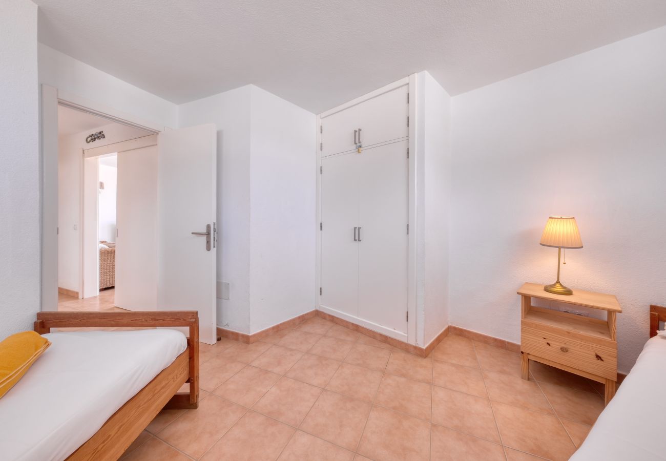 Ferienhaus in  Famara - Bungalow Famara 38- Olas del Risco