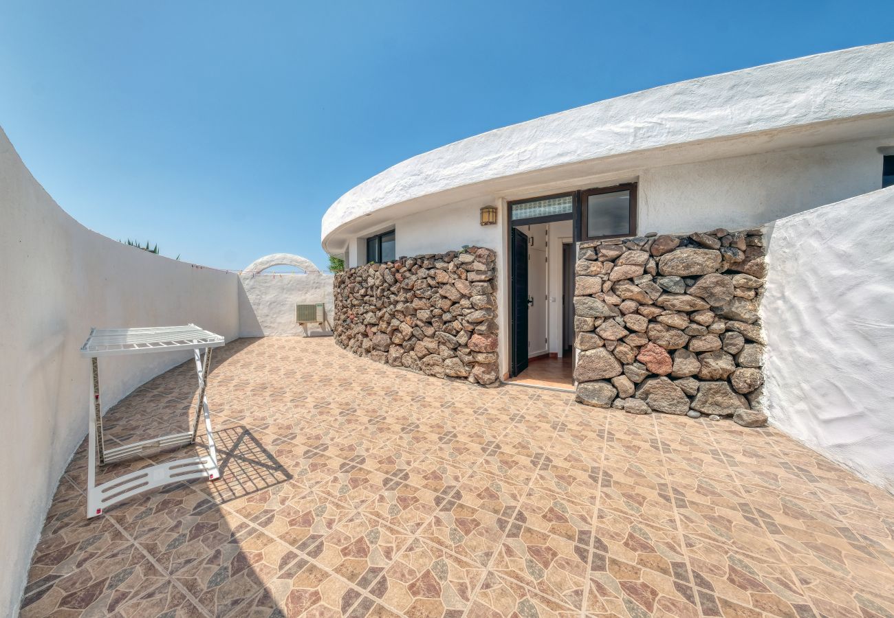 Ferienhaus in  Famara - Bungalow Famara 38- Olas del Risco