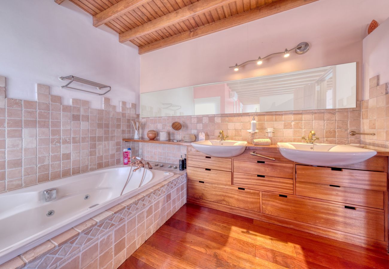 Villa in Nazaret - Villa El Erizo by Lanzarote Vacation Homes