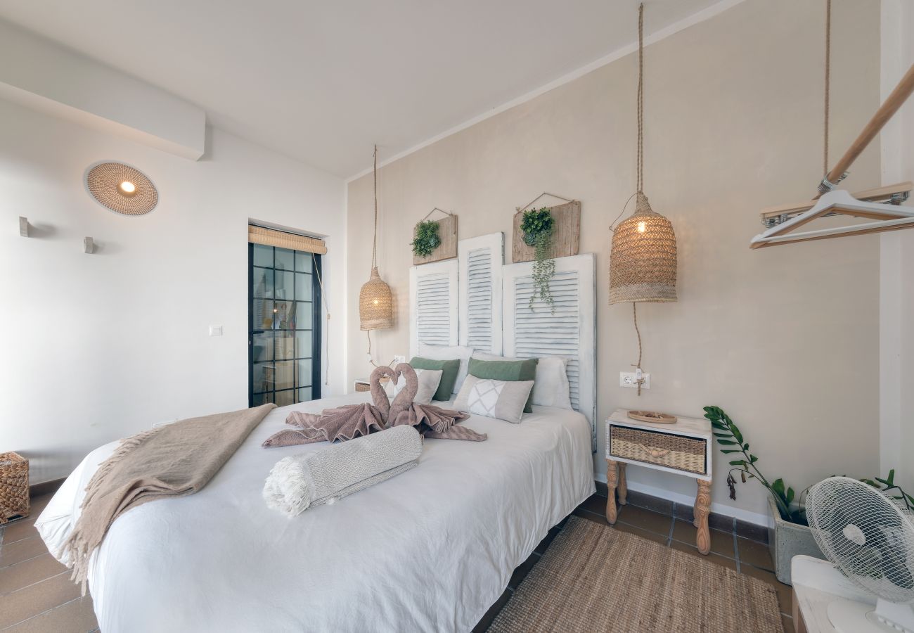 Villa in Nazaret - Villa El Erizo by Lanzarote Vacation Homes