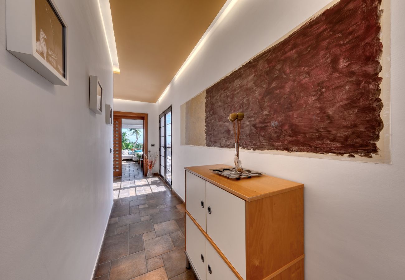 Villa in Nazaret - Villa El Erizo by Lanzarote Vacation Homes