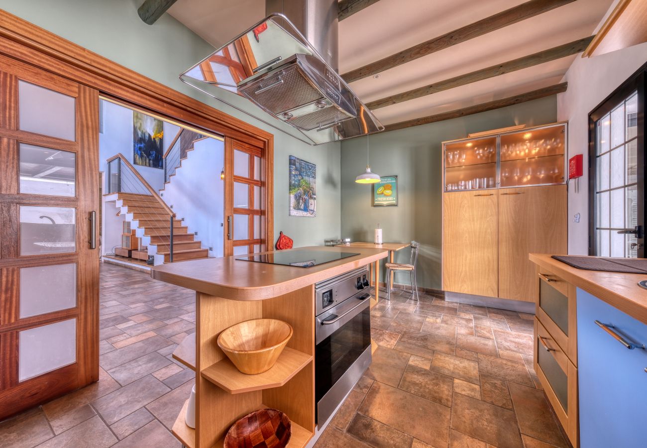Villa in Nazaret - Villa El Erizo by Lanzarote Vacation Homes