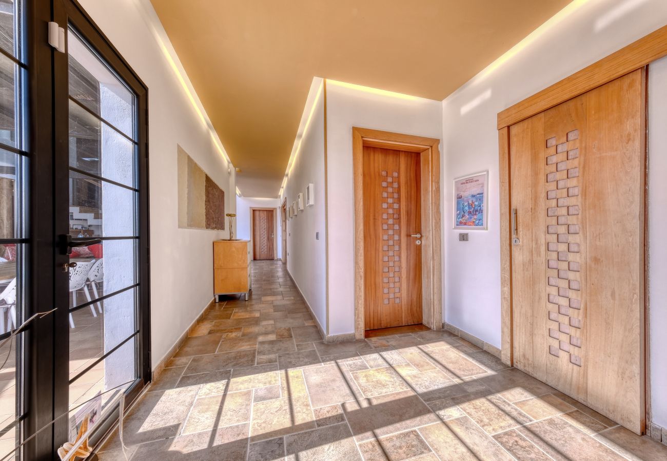Villa in Nazaret - Villa El Erizo by Lanzarote Vacation Homes
