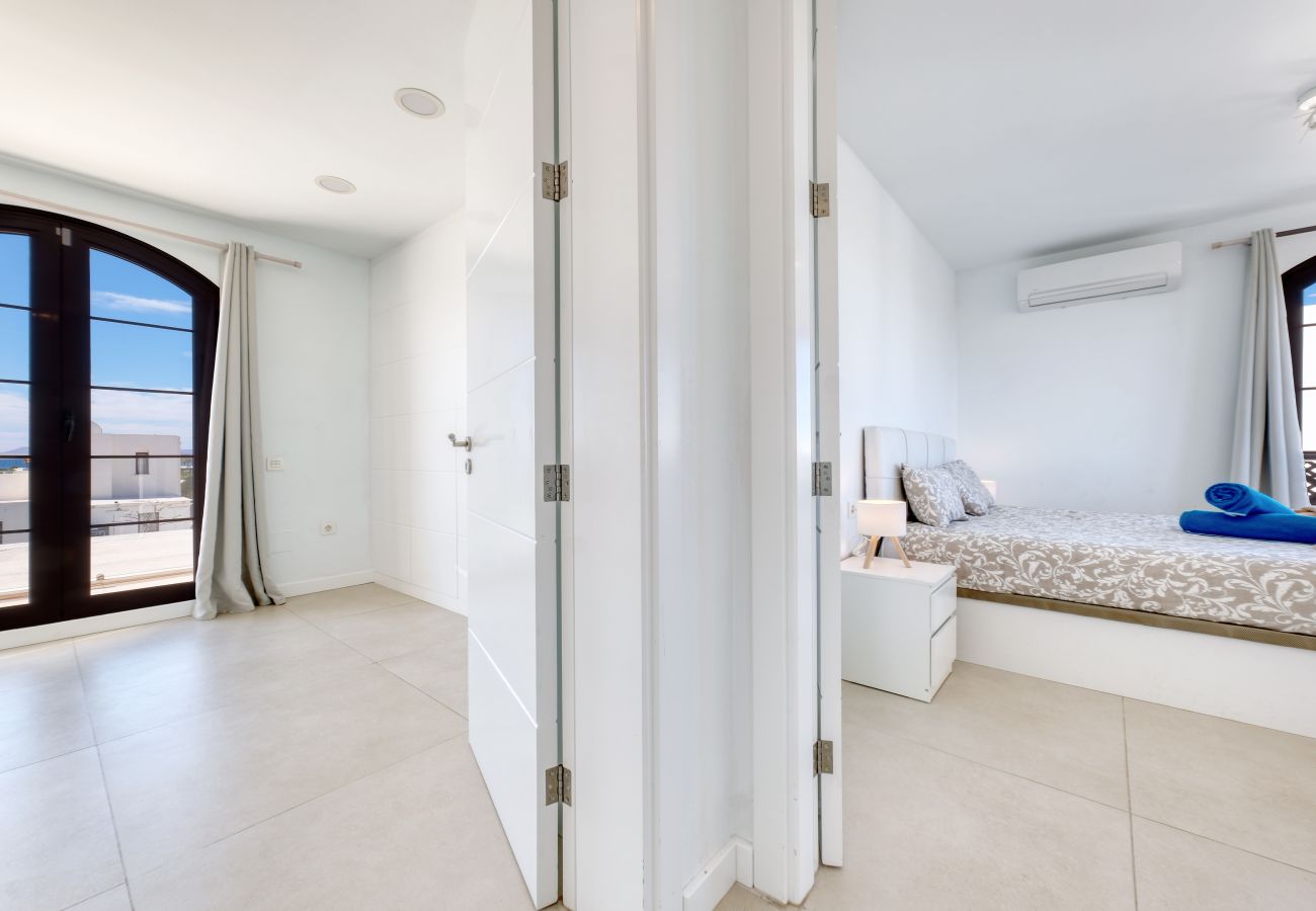 Ferienhaus in Playa Blanca - Casa Malvasía • Pool • 900M from the beach • LVH