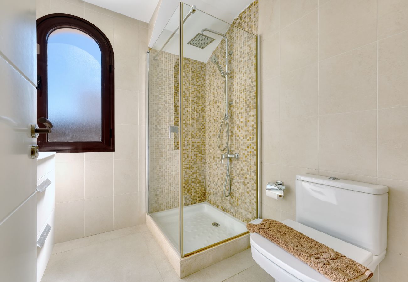 Ferienhaus in Playa Blanca - Casa Malvasía • Pool • 900M from the beach • LVH
