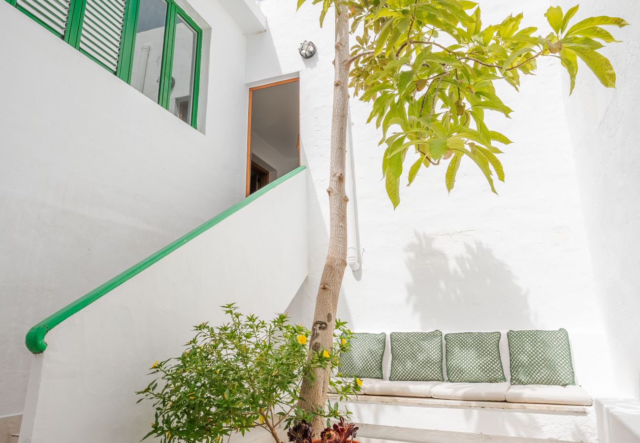 Ferienhaus in Arrecife - Avocado Corner House