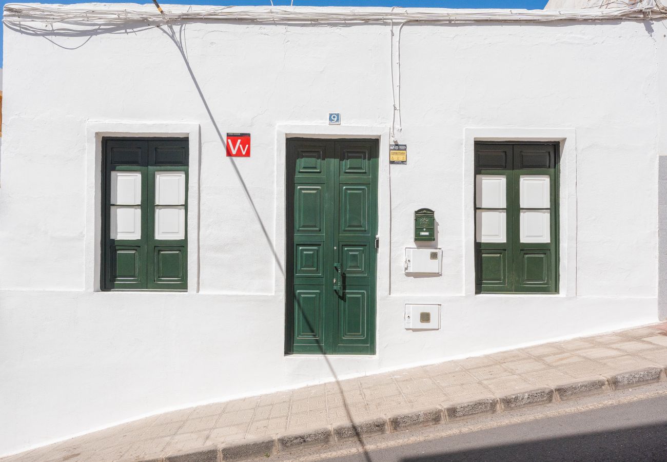 Ferienhaus in Arrecife - Avocado Corner House