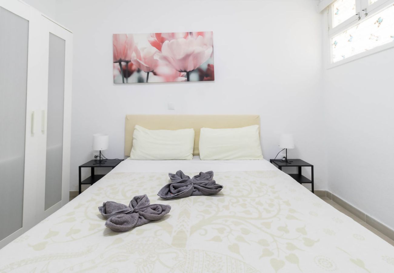 Ferienwohnung in San Bartolomé de Tirajana - Sunny Vacations Gran Canaria • Near the Beach