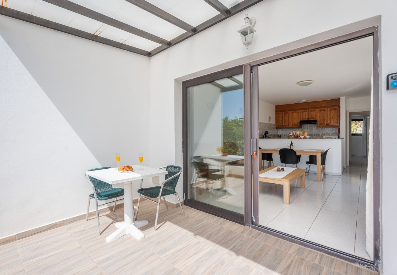 Ferienwohnung in Charco del Palo - Apartamento 6, complejo Casa Blanca
