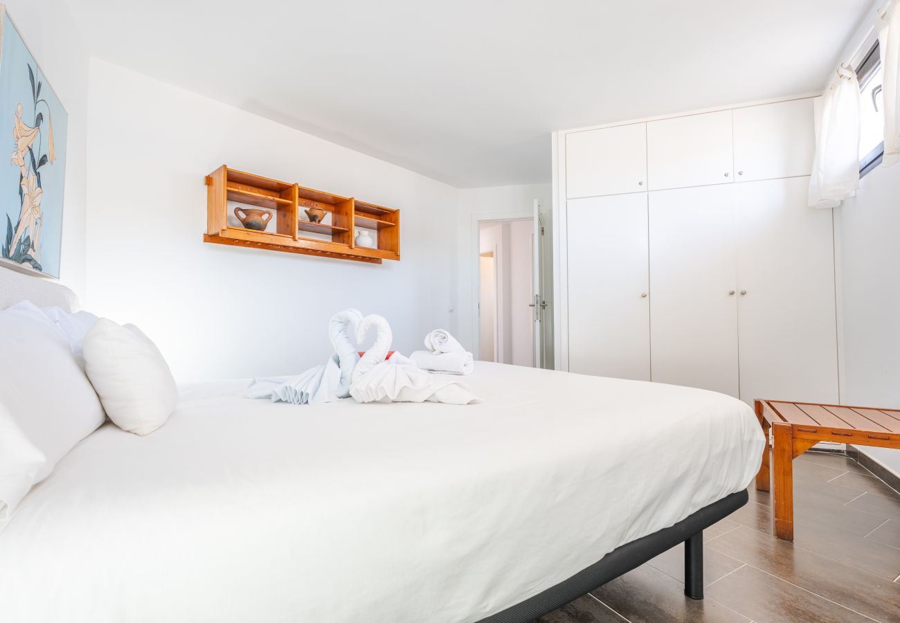 Ferienhaus in  Famara - Quicksand • Ocean views • Beach 1 min • LVH