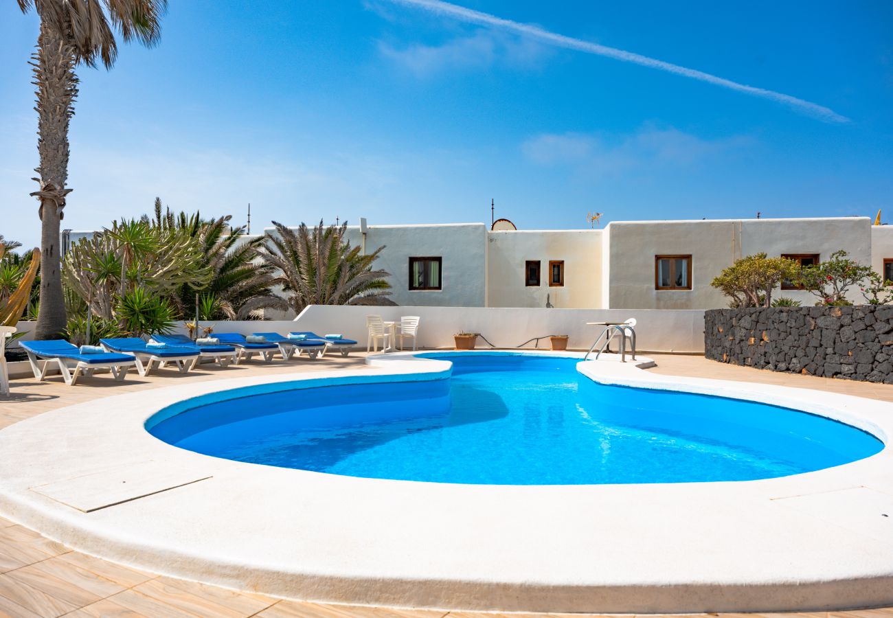 Ferienwohnung in Charco del Palo - Apartamento 7, complejo Casa Blanca
