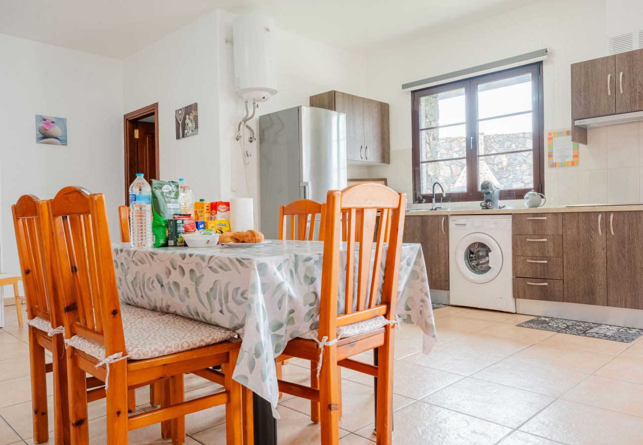 Ferienwohnung in Teguise (Lanzarote) - Apartamento Catayfa - Bbq and sunny Terrace by Lvh