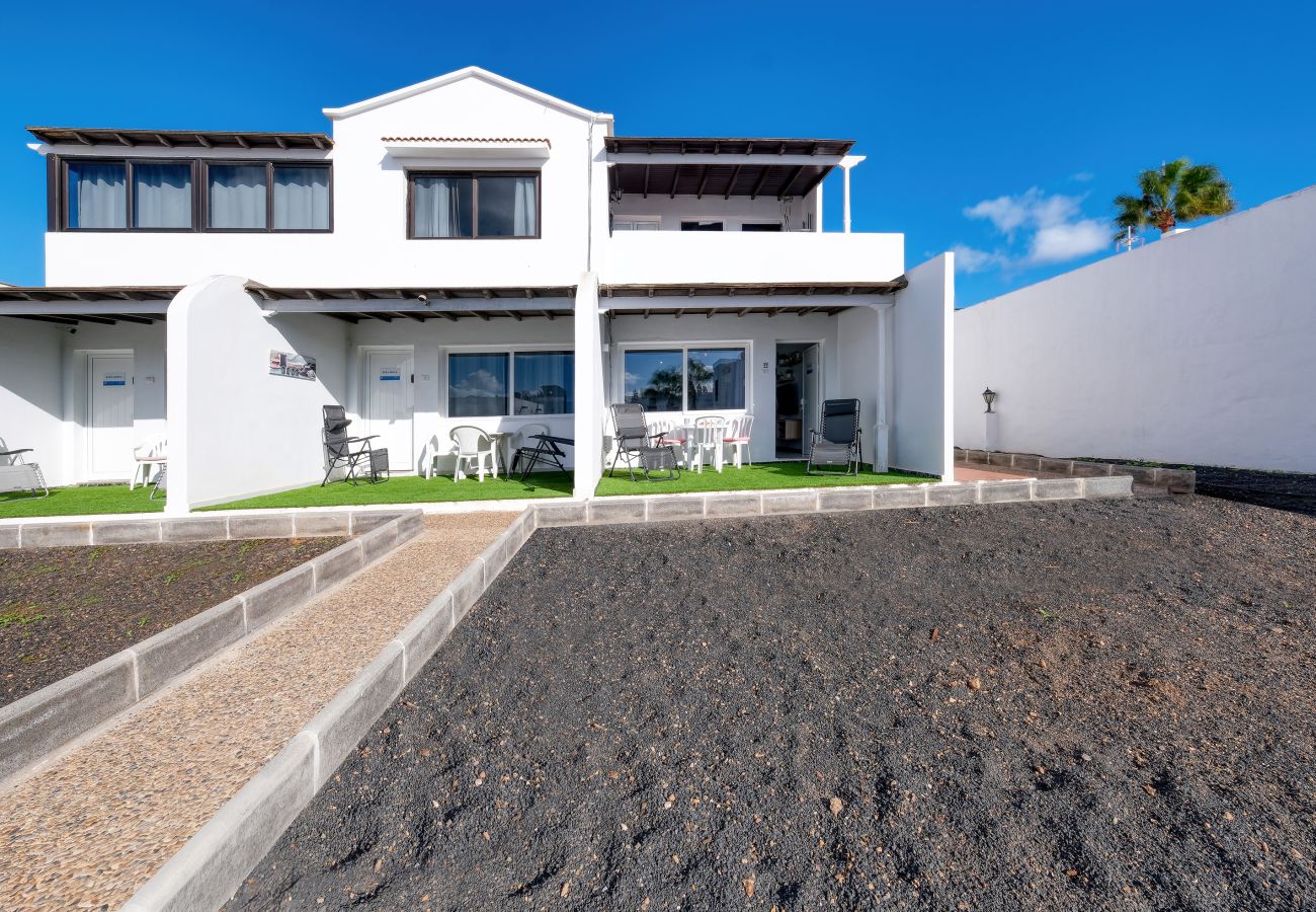 Apartment in Puerto del Carmen - Suite Helios-  500M from the beach By LVH