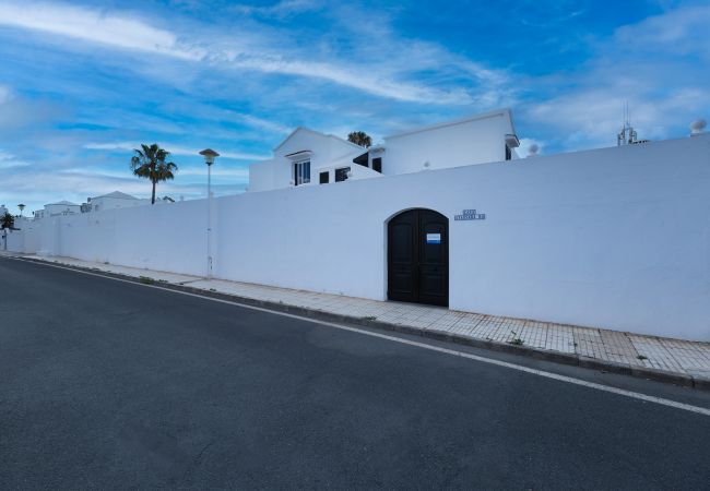 House in Puerto del Carmen - Atassara House  500m from Playa Grande House in Puerto del Carmen - Atassara House  500m from Playa Grande
