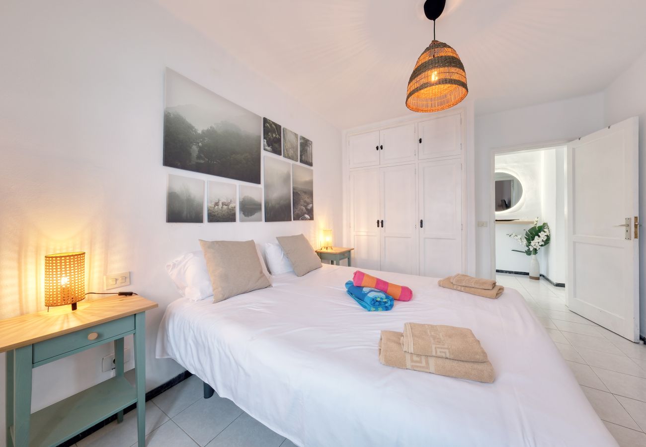 House in Puerto del Carmen - Atassara House - 500M to the Beach By LVH