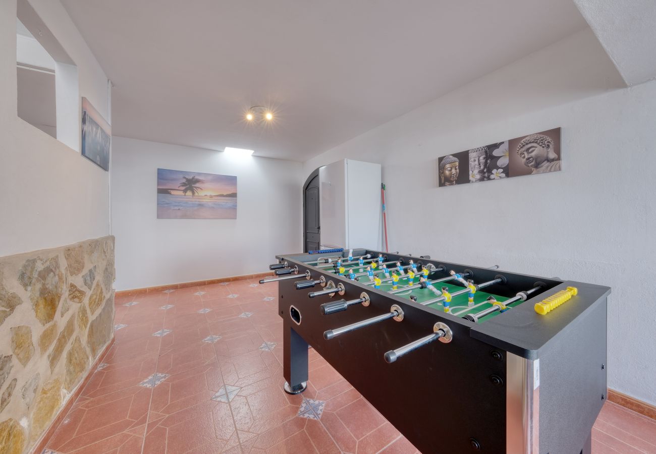 House in Puerto del Carmen - Atassara House - 500M to the Beach By LVH