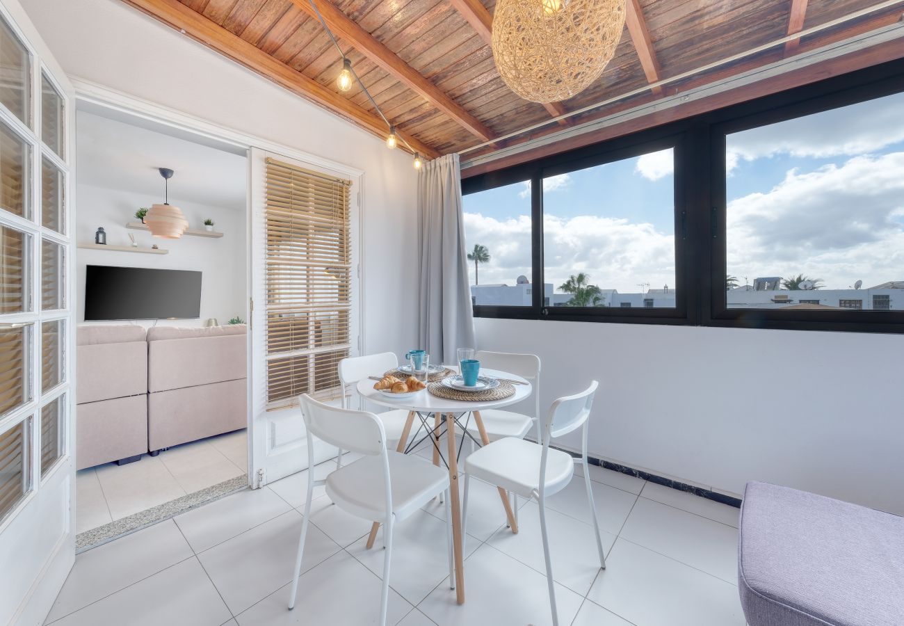 House in Puerto del Carmen - Atassara House - 500M to the Beach By LVH