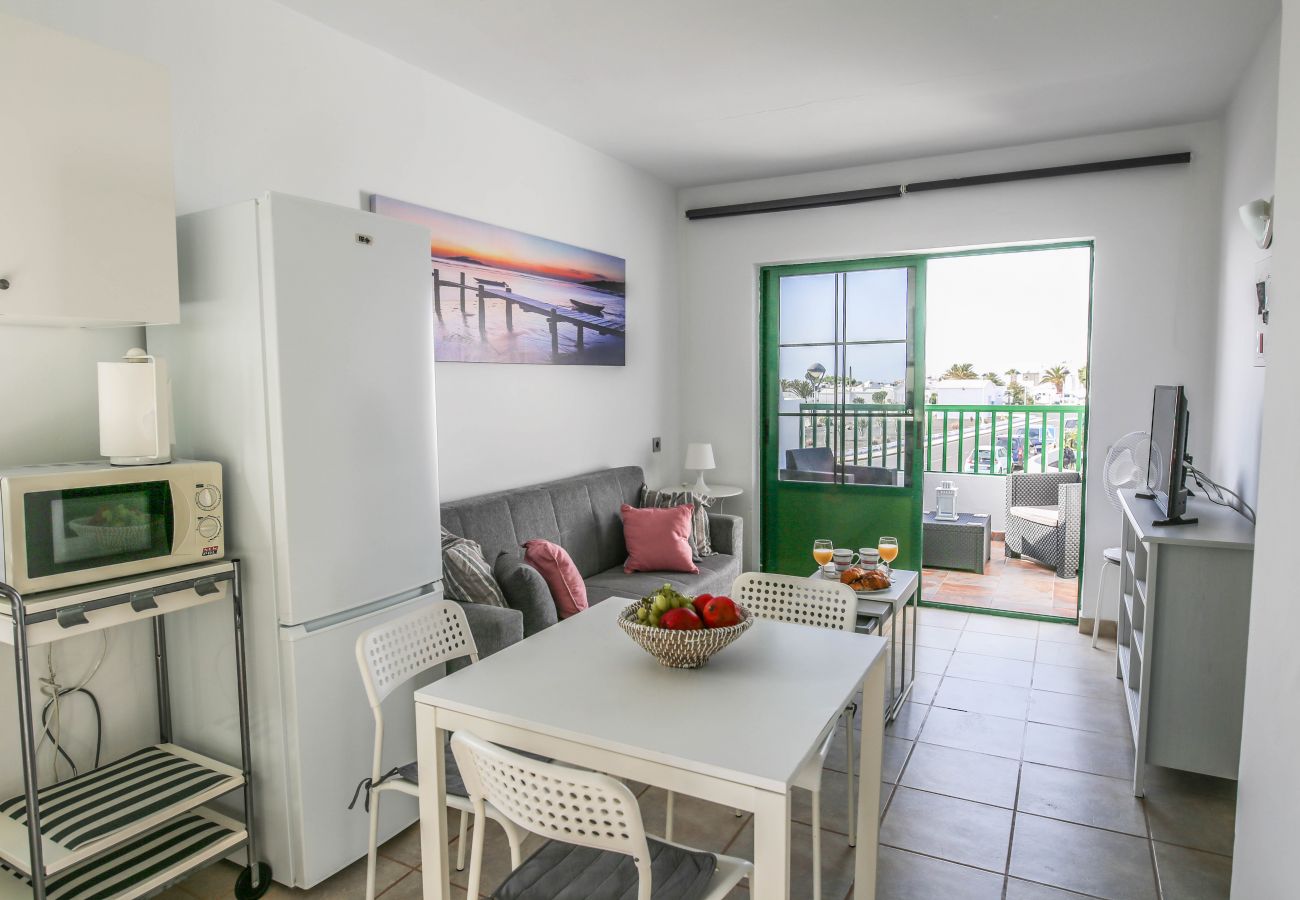 Apartment in Puerto del Carmen - Suite Cozy - 400M from the beach By LVH
