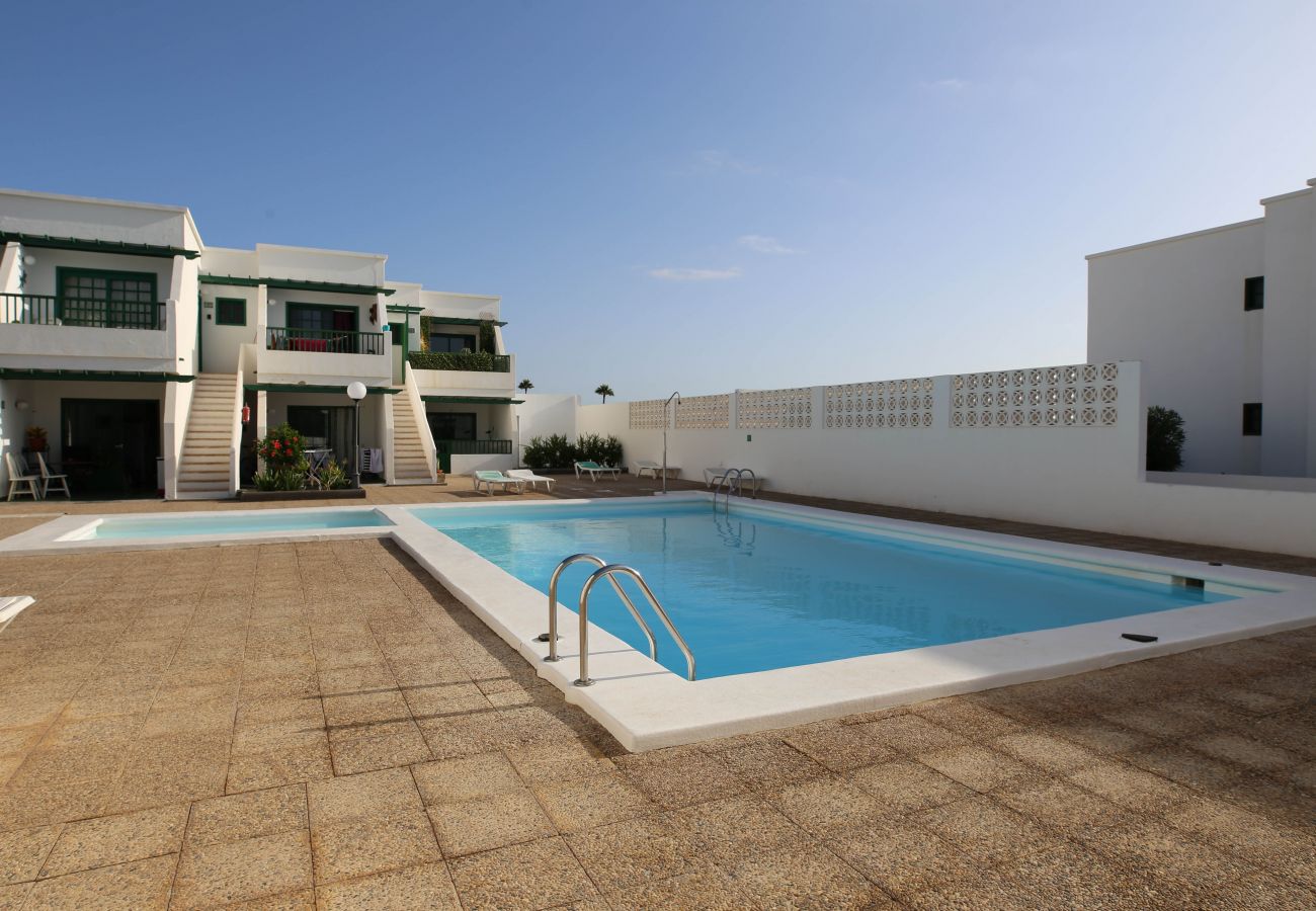 Apartment in Puerto del Carmen - Suite Cozy - 400M from the beach By LVH