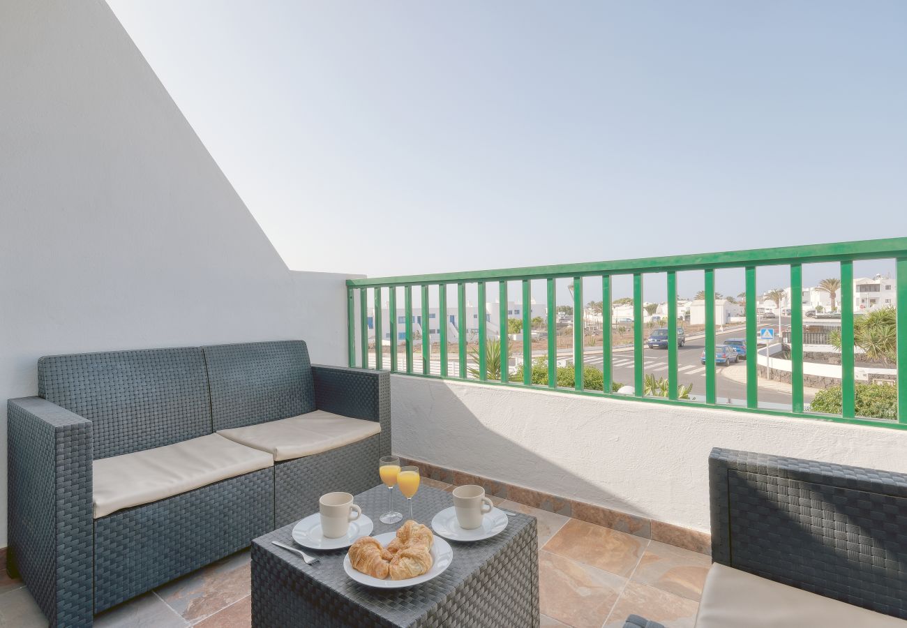 Apartment in Puerto del Carmen - Suite Cozy - 400M from the beach By LVH
