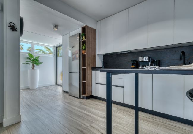 House in Puerto del Carmen - Casa Eva - Private Pool, BBQ & Free Parking By Lanzarote Vacation Homes House in Puerto del Carmen - Casa Eva - Private Pool, BBQ & Free Parking By Lanzarote Vacation Homes