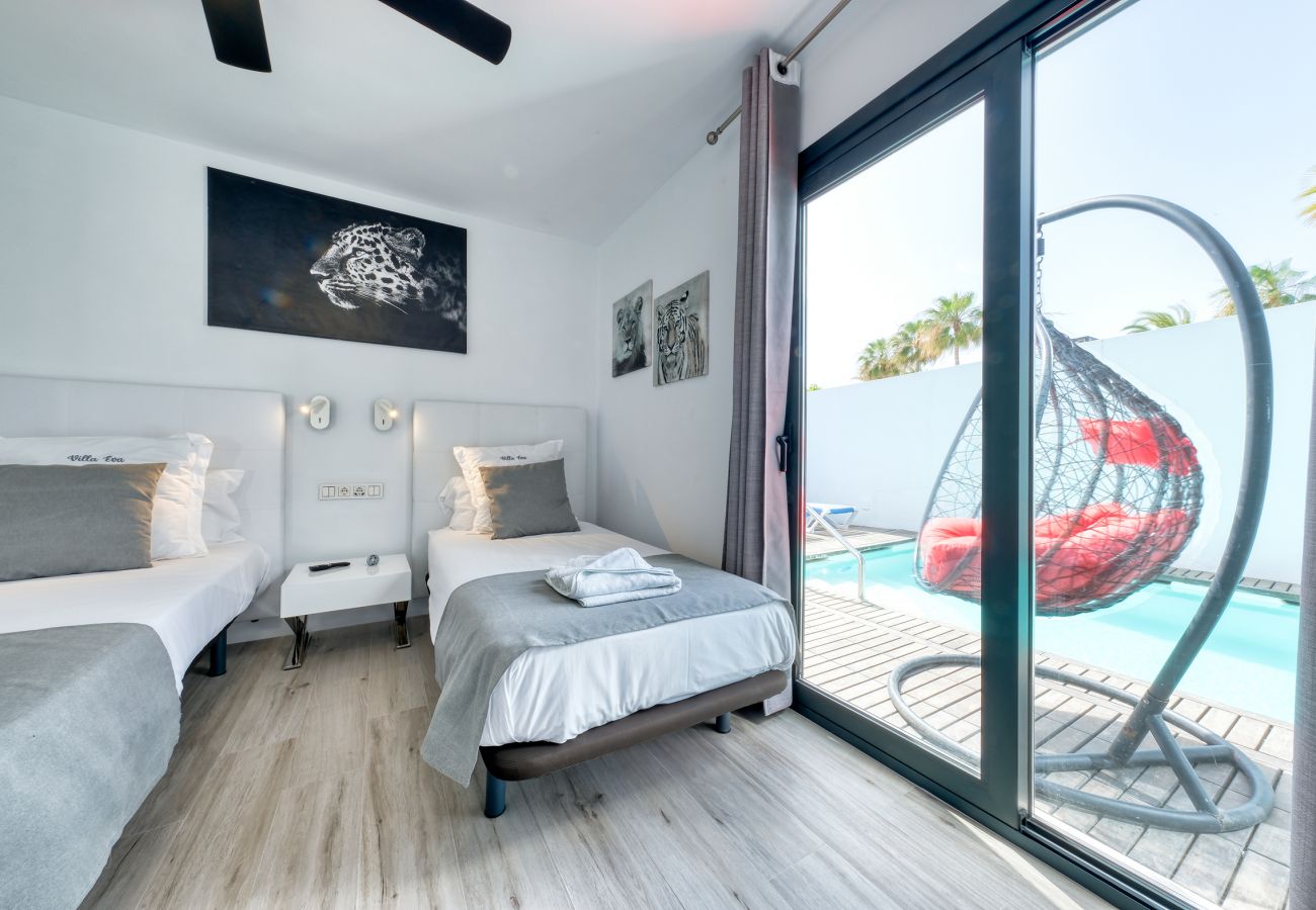 House in Puerto del Carmen - Casa Eva - Private Pool, BBQ & Free Parking By Lanzarote Vacation Homes House in Puerto del Carmen - Casa Eva - Private Pool, BBQ & Free Parking By Lanzarote Vacation Homes