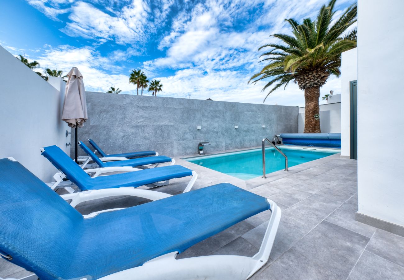 House in Puerto del Carmen - Casa Eva - Private Pool, BBQ & Free Parking By Lanzarote Vacation Homes House in Puerto del Carmen - Casa Eva - Private Pool, BBQ & Free Parking By Lanzarote Vacation Homes