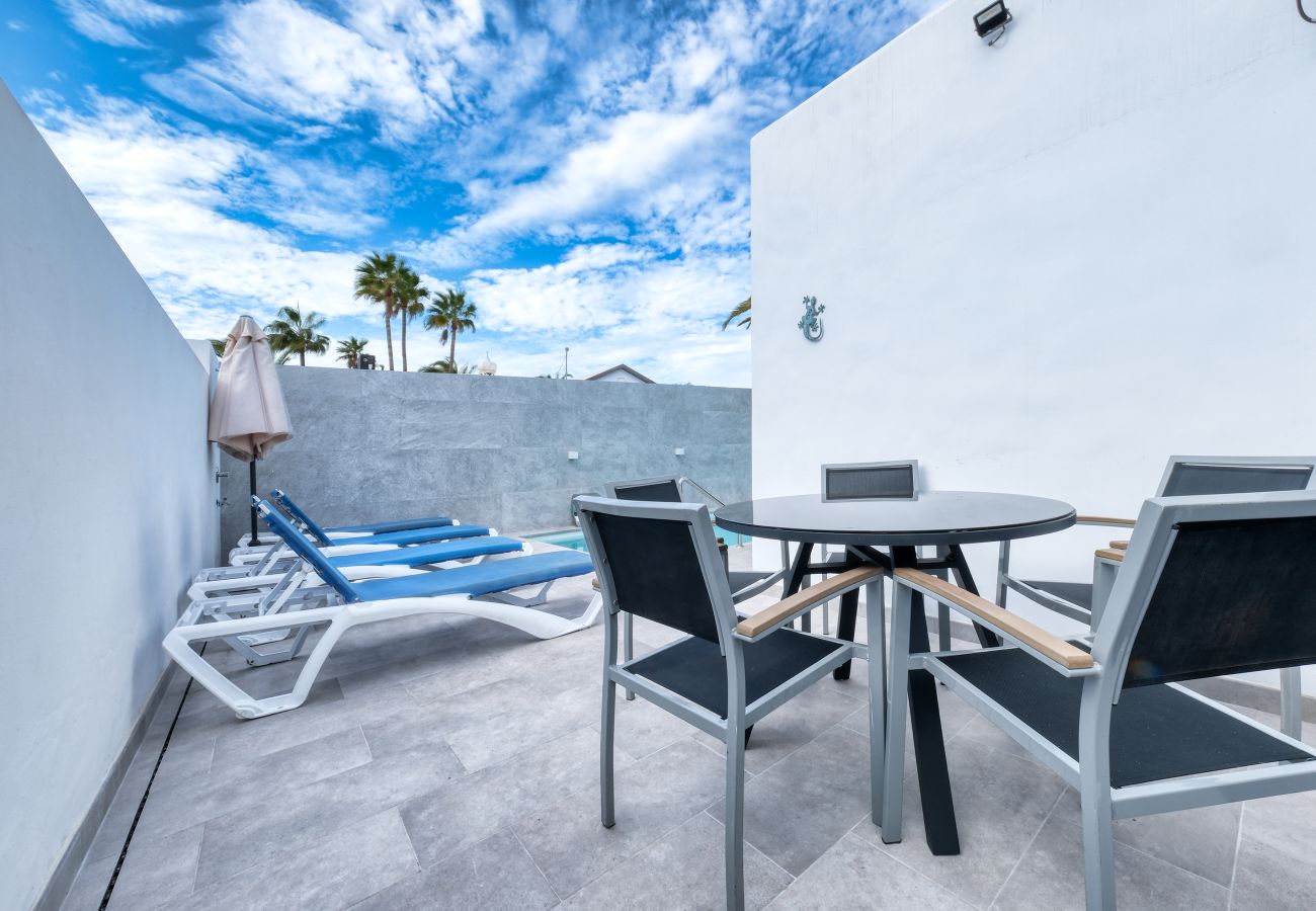 House in Puerto del Carmen - Casa Eva - Private Pool, BBQ & Free Parking By Lanzarote Vacation Homes House in Puerto del Carmen - Casa Eva - Private Pool, BBQ & Free Parking By Lanzarote Vacation Homes